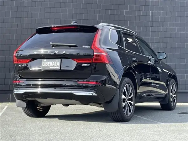 2022 Volvo Xc60 — photo 3 | Tuminion Kenya