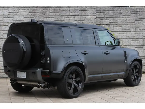 2024 Landrover Defender — photo 2 | Tuminion Kenya