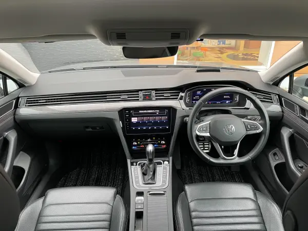 2021 Volkswagen Passat — photo 2 | Tuminion Kenya
