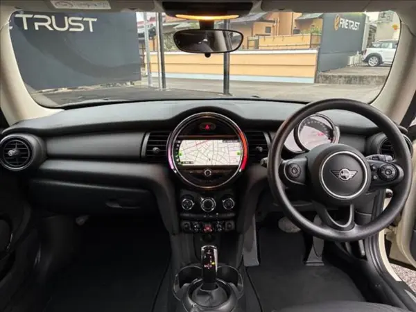 2019 Mini Cooper — photo 2 | Tuminion Kenya