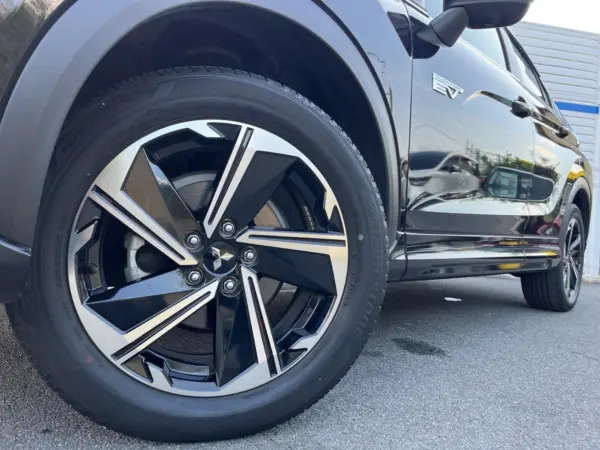 2021 Mitsubishi Eclipse Cross — photo 9 | Tuminion Kenya