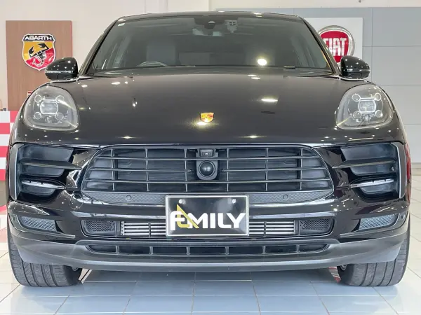 2020 Porsche Macan — photo 2 | Tuminion Kenya