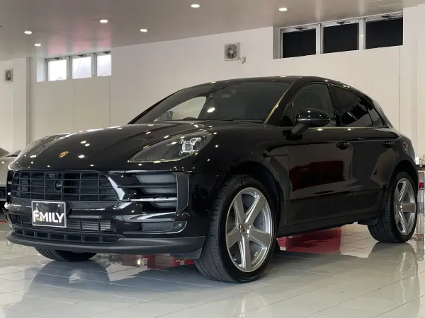 2020 Porsche Macan — photo 3 | Tuminion Kenya