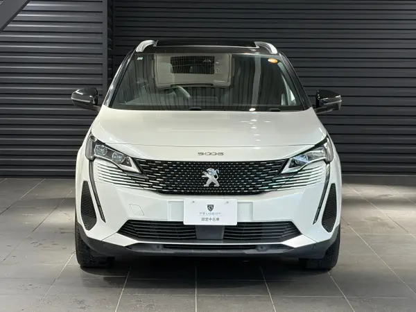 2022 Peugeot 5008 — photo 2 | Tuminion Kenya