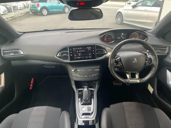 2020 Peugeot 308 — photo 2 | Tuminion Kenya