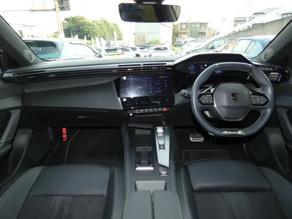 2025 Peugeot 308 — photo 3 | Tuminion Kenya