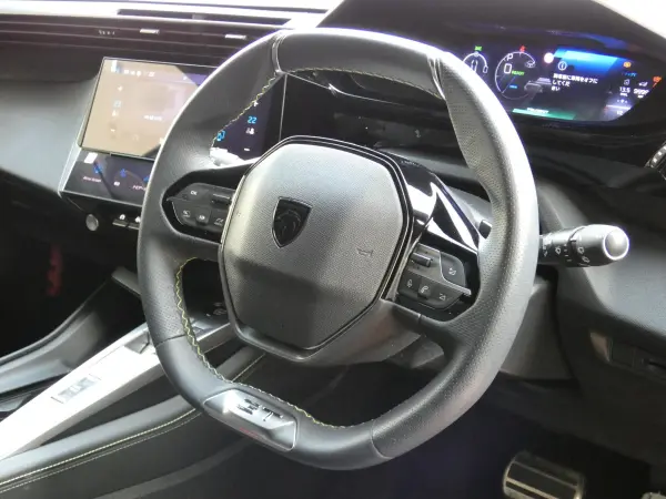 2025 Peugeot 308 — photo 8 | Tuminion Kenya