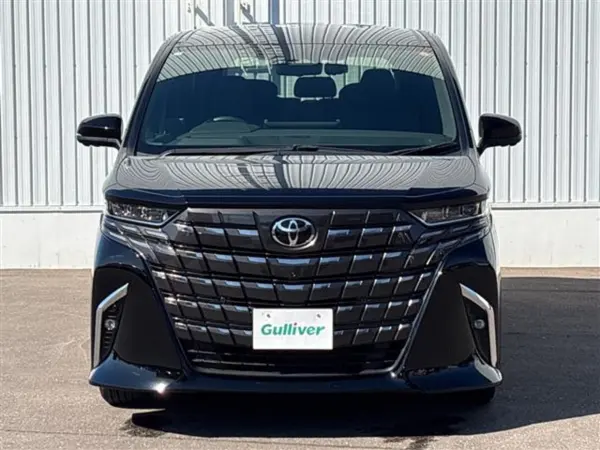2024 Toyota Alphard — photo 9 | Tuminion Kenya