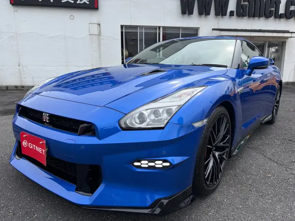 2023 Nissan Gt-r — photo 1