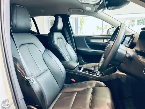 2020 Volvo Xc40 — photo 9 | Tuminion Kenya