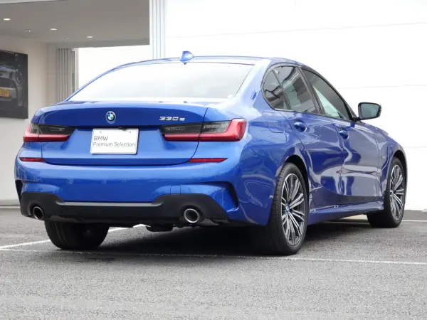 2021 Bmw 3 Series — photo 2 | Tuminion Kenya