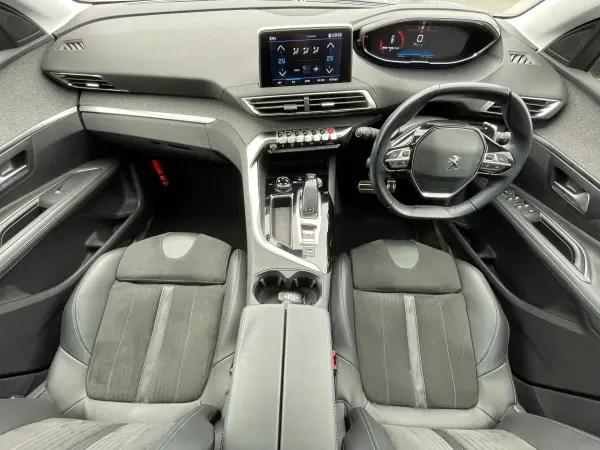 2020 Peugeot 3008 — photo 2 | Tuminion Kenya