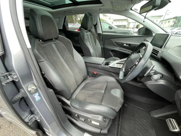 2020 Peugeot 3008 — photo 3 | Tuminion Kenya