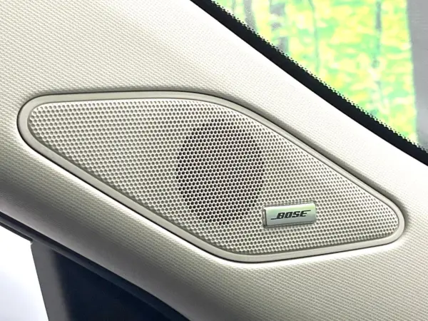 2022 Mitsubishi Outlander — photo 7 | Tuminion Kenya