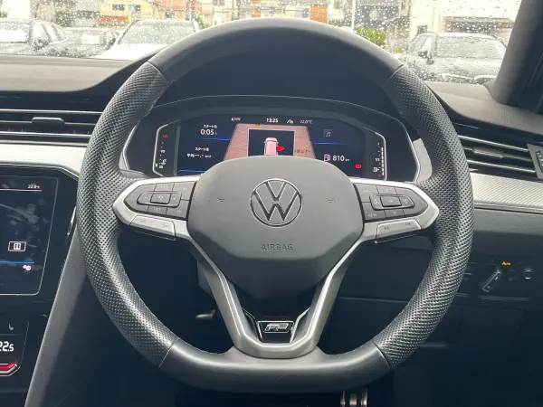 2024 Volkswagen Passat — photo 3 | Tuminion Kenya