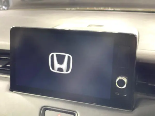 2022 Honda Vezel — photo 7 | Tuminion Kenya