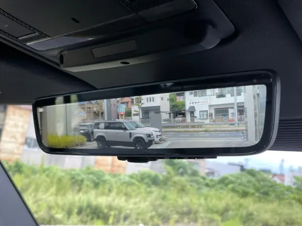 2024 Landrover Defender — photo 3 | Tuminion Kenya