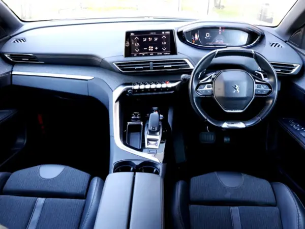 2020 Peugeot 5008 — photo 7 | Tuminion Kenya