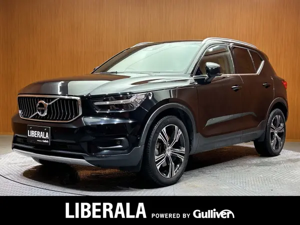 2021 Volvo Xc40 — photo 1
