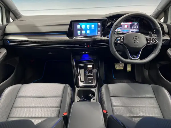 2024 Volkswagen Golf — photo 2 | Tuminion Kenya