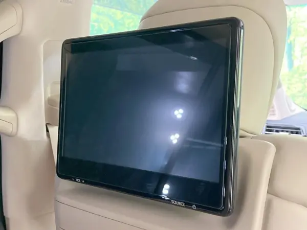 2023 Toyota Landrcuiser 300 — photo 7 | Tuminion Kenya
