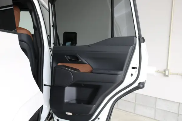 2025 Lexus Gx — photo 9 | Tuminion Kenya