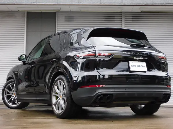 2021 Porsche Cayenne — photo 2 | Tuminion Kenya