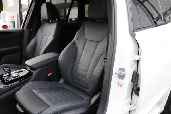 2023 Bmw X3 — photo 8 | Tuminion Kenya