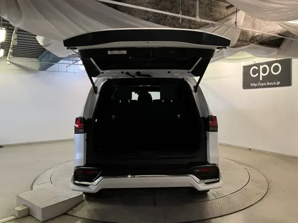 2025 Lexus Lx — photo 9 | Tuminion Kenya