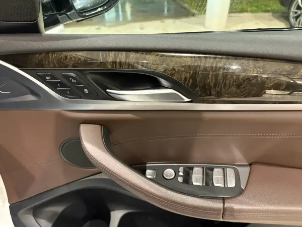 2019 Bmw X3 — photo 8 | Tuminion Kenya