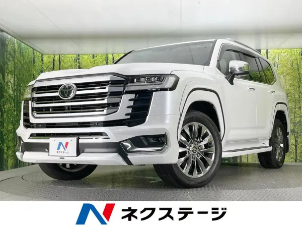 2024 Toyota Landrcuiser 300 — photo 1
