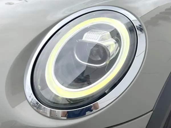 2019 Mini Cooper — photo 8 | Tuminion Kenya
