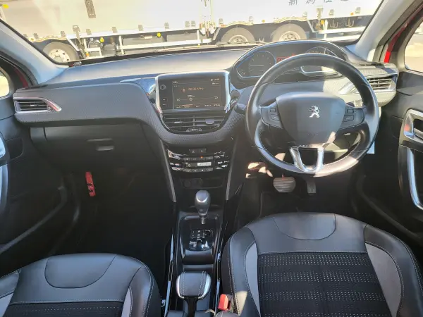 2018 Peugeot 2008 — photo 3 | Tuminion Kenya