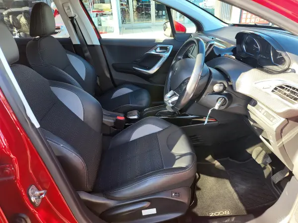 2018 Peugeot 2008 — photo 7 | Tuminion Kenya