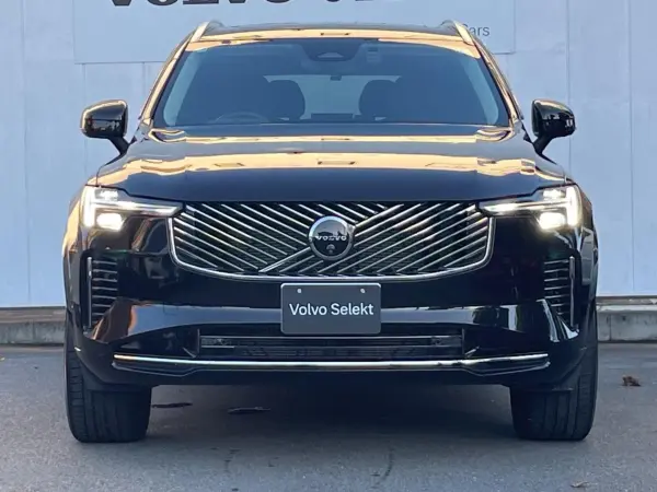 2025 Volvo Xc90 — photo 9 | Tuminion Kenya