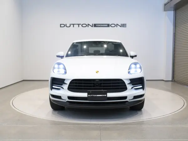 2021 Porsche Macan — photo 7 | Tuminion Kenya