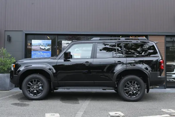 2026 Land Cruiser 250 — photo 2 | Tuminion Kenya