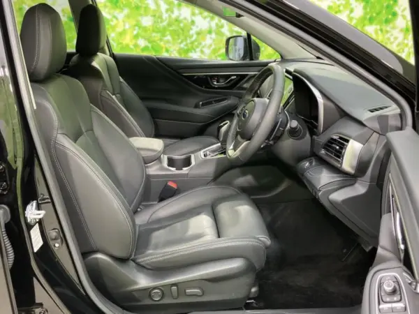 2025 Subaru Legacy Outback — photo 2 | Tuminion Kenya
