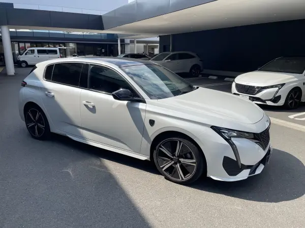 2023 Peugeot 308 — photo 2 | Tuminion Kenya