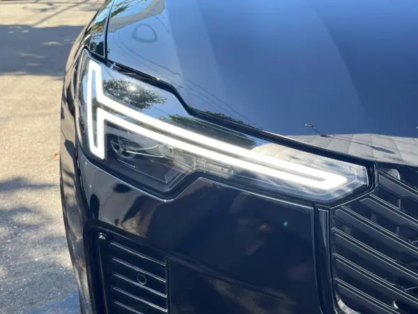 2025 Volvo Xc90 — photo 8 | Tuminion Kenya