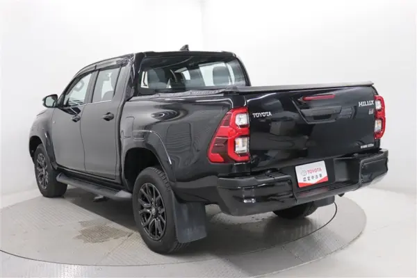 2024 Toyota Hilux — photo 2 | Tuminion Kenya