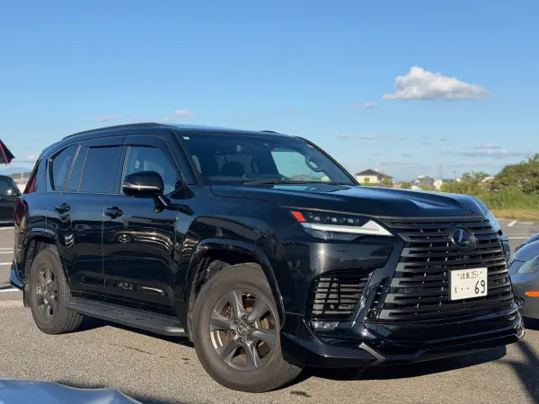 2022 Lexus Lx — photo 2 | Tuminion Kenya