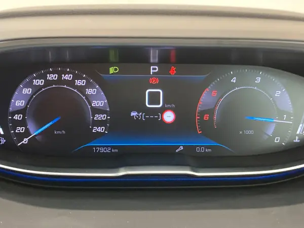 2023 Peugeot 5008 — photo 7 | Tuminion Kenya