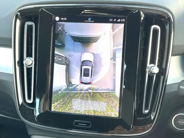 2023 Volvo Xc40 — photo 8 | Tuminion Kenya