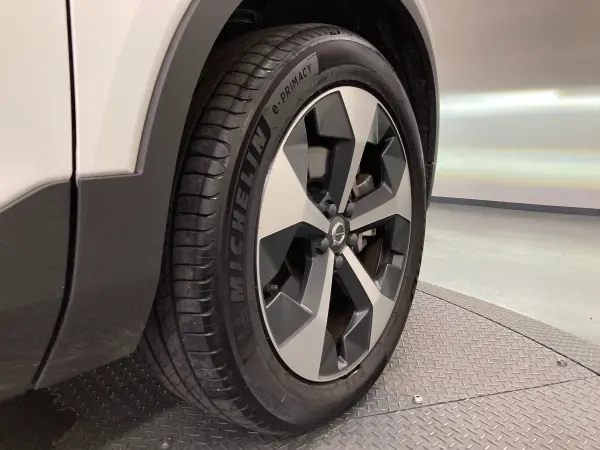 2026 Volvo Xc40 — photo 7 | Tuminion Kenya