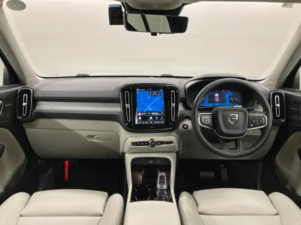 2026 Volvo Xc40 — photo 8 | Tuminion Kenya