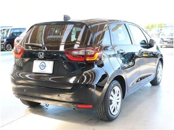 2025 Honda Fit — photo 8 | Tuminion Kenya