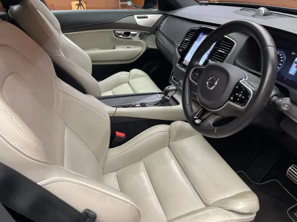 2020 Volvo Xc90 — photo 3 | Tuminion Kenya