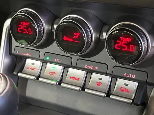 2023 Subaru Brz — photo 7 | Tuminion Kenya