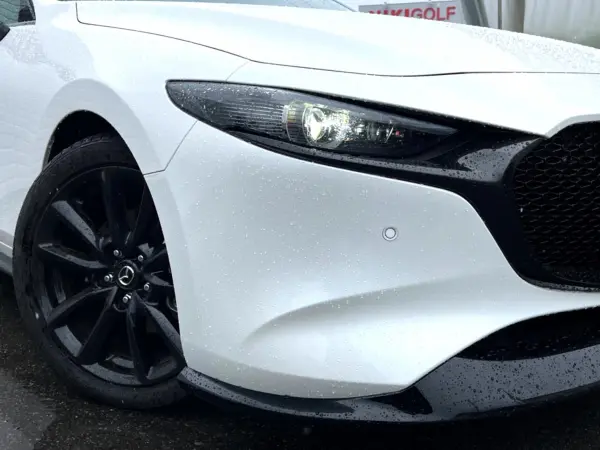 2025 Mazda 3 Fastback — photo 8 | Tuminion Kenya